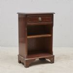 1738 8218 BEDSIDE TABLE